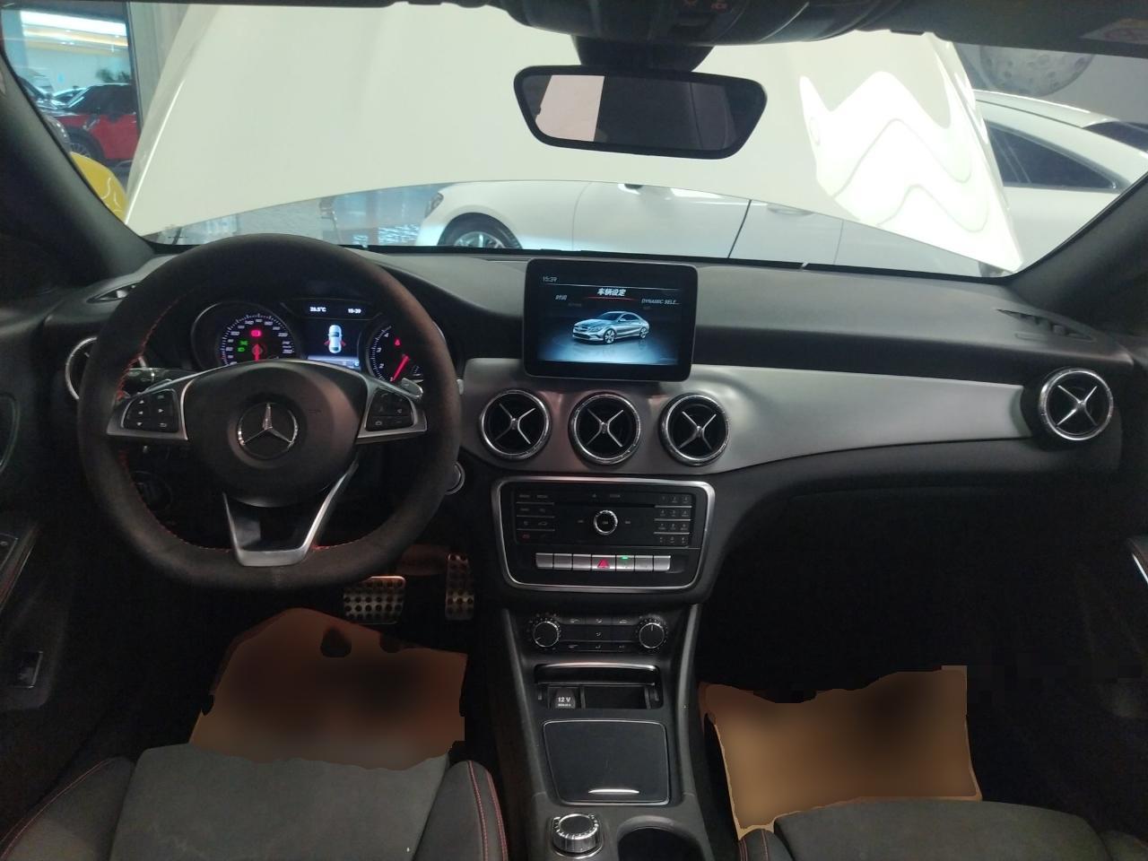 奔驰CLA级 2016款 改款 CLA 220 4MATIC(进口)