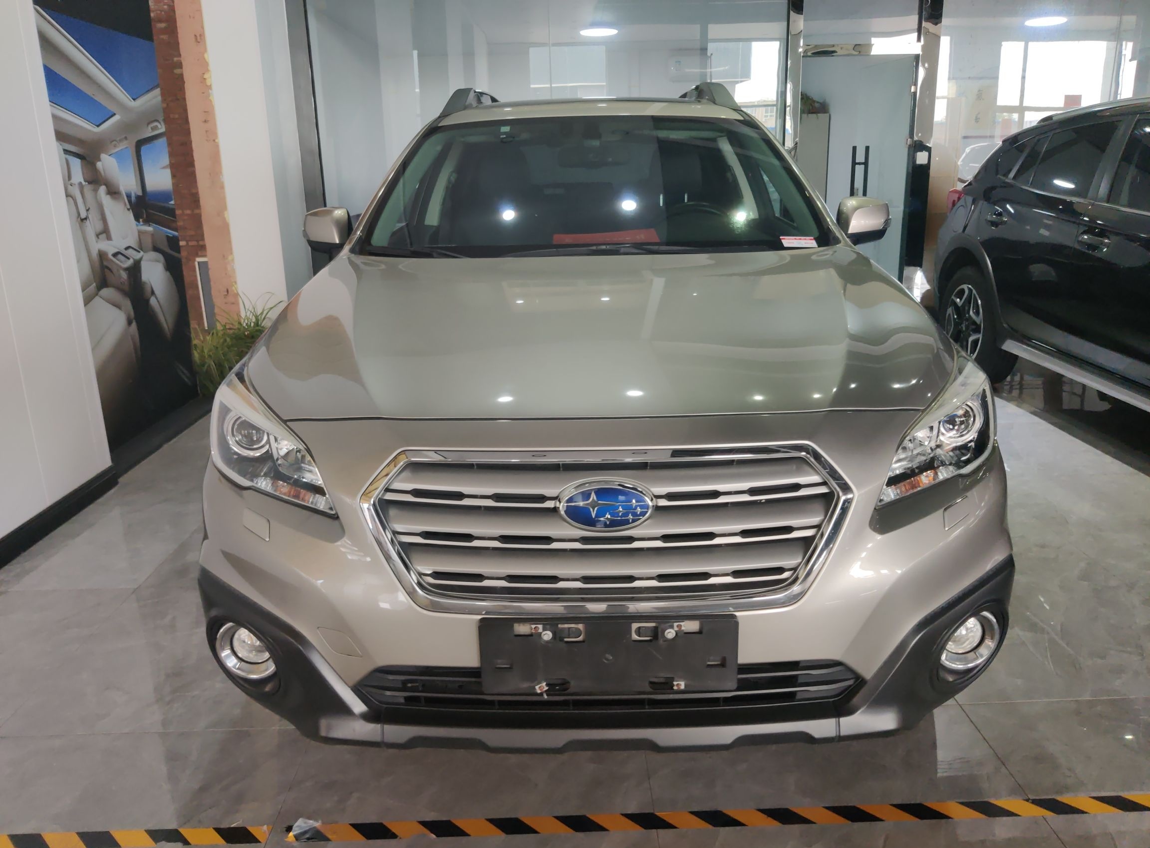 斯巴鲁 傲虎 2016款 2.5i 豪华导航版