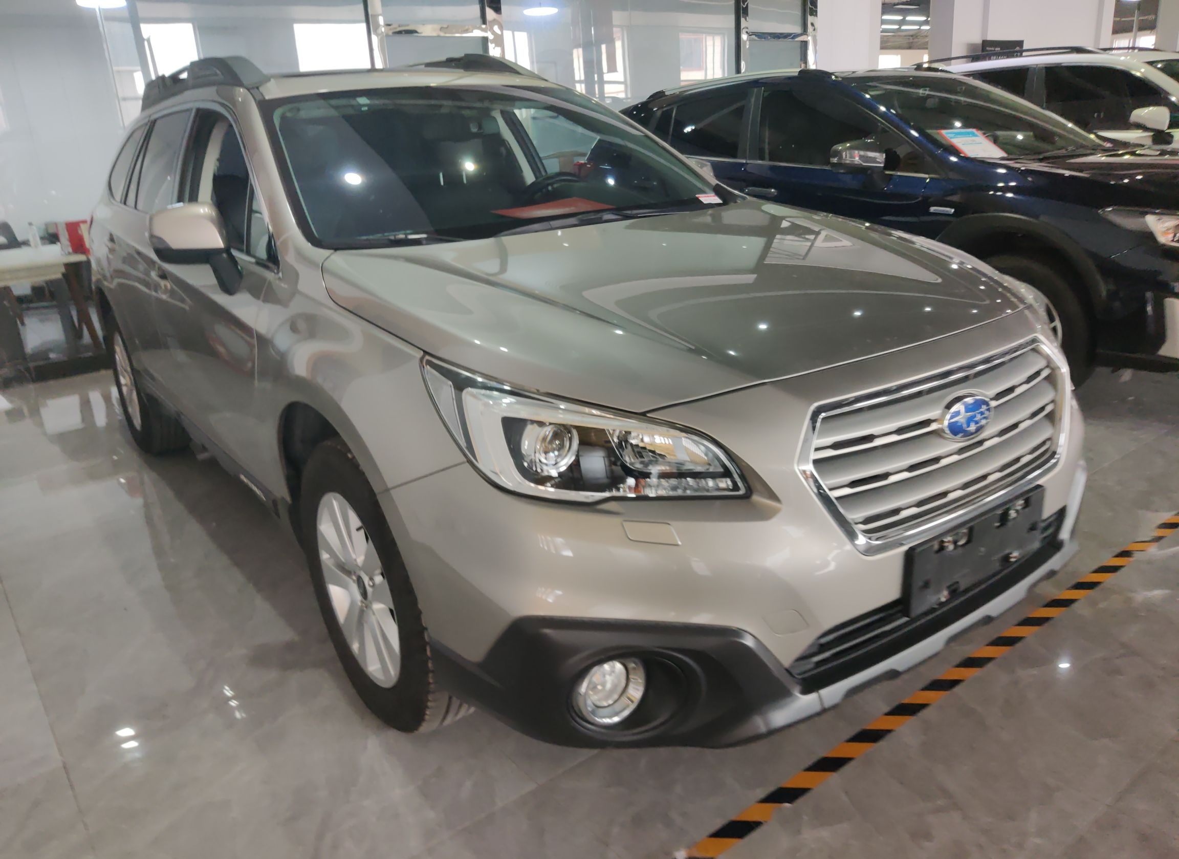 斯巴鲁 傲虎 2016款 2.5i 豪华导航版