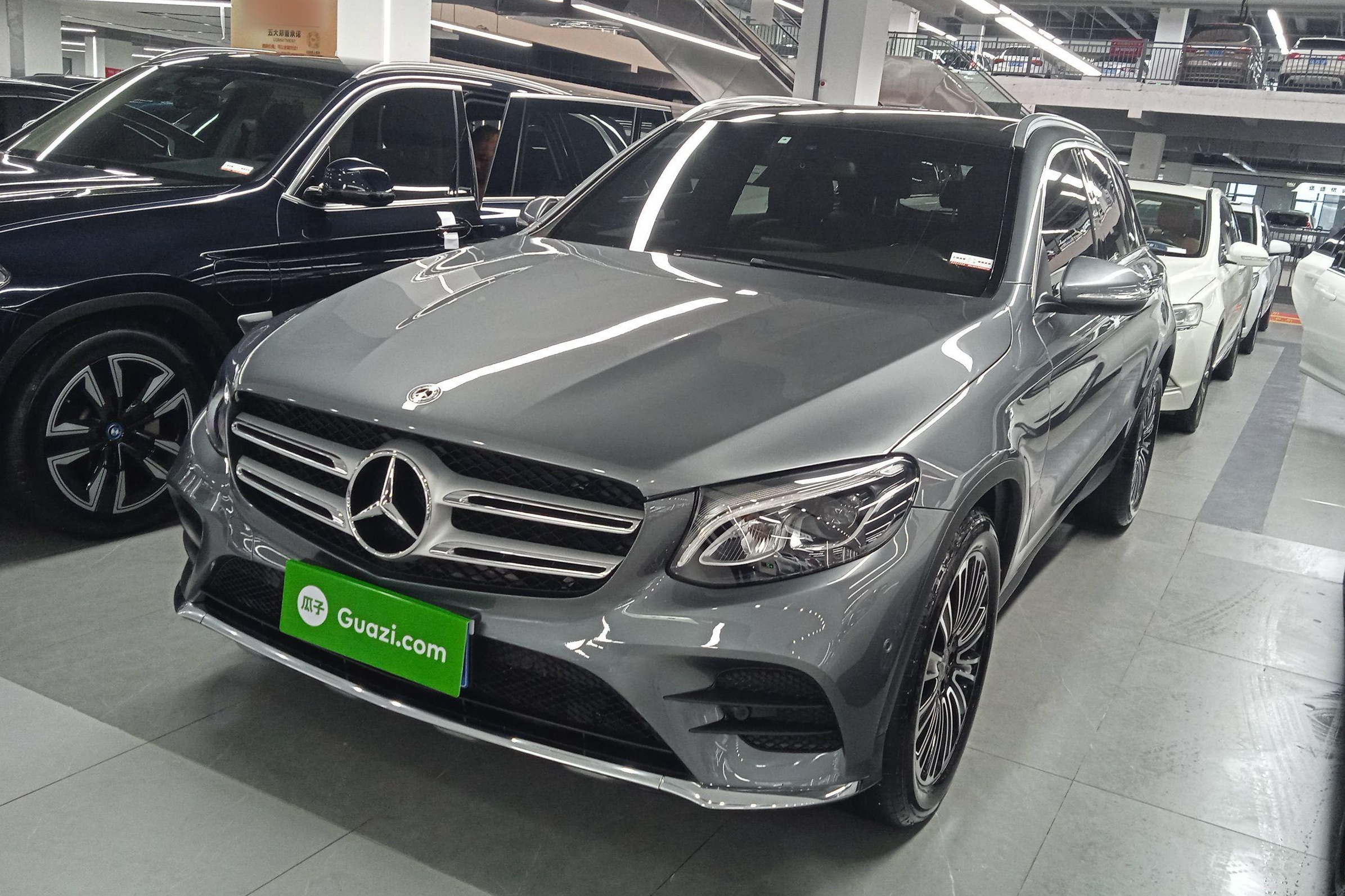 奔驰GLC级 2018款 GLC 260 4MATIC 动感型