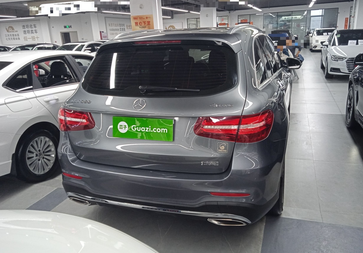 奔驰GLC级 2018款 GLC 260 4MATIC 动感型