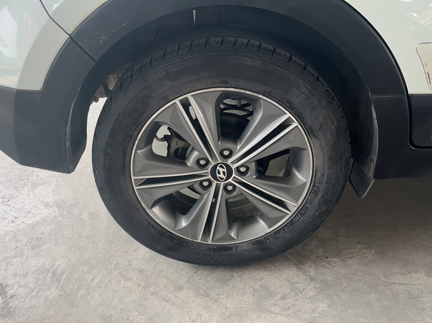 现代ix25 2015款 1.6L 自动两驱智能型GLS