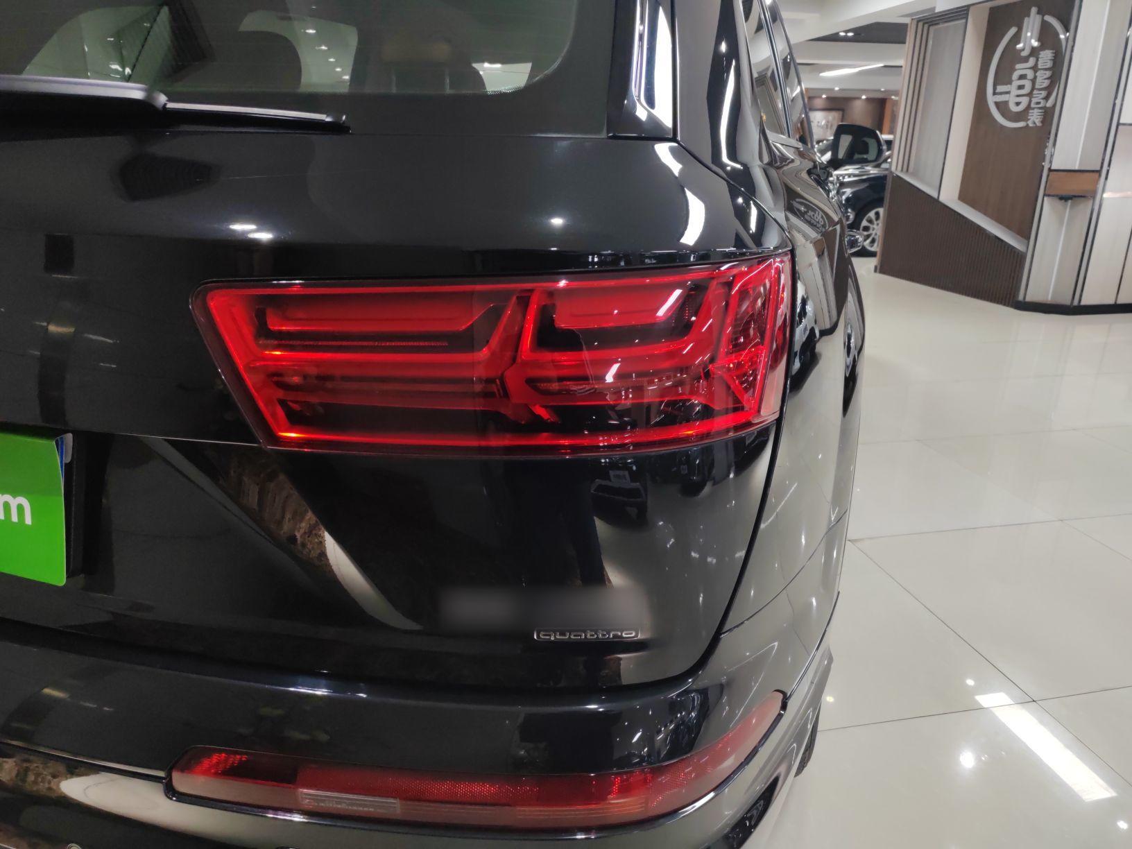 奥迪Q7 2019款 55 TFSI S line运动型(进口)