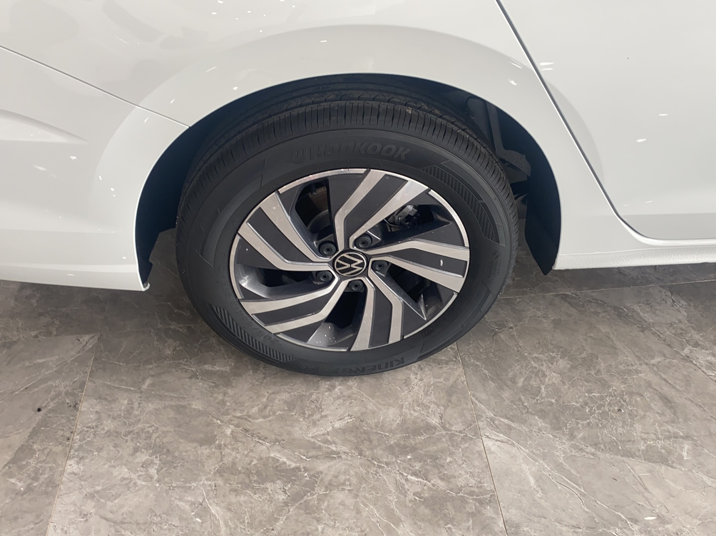 大众 宝来 2023款 200TSI DSG悦行版