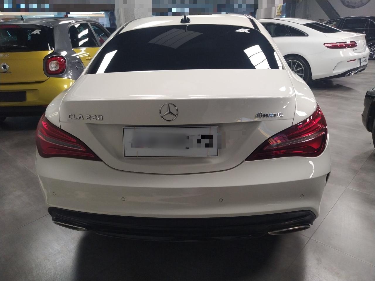 奔驰CLA级 2016款 改款 CLA 220 4MATIC(进口)