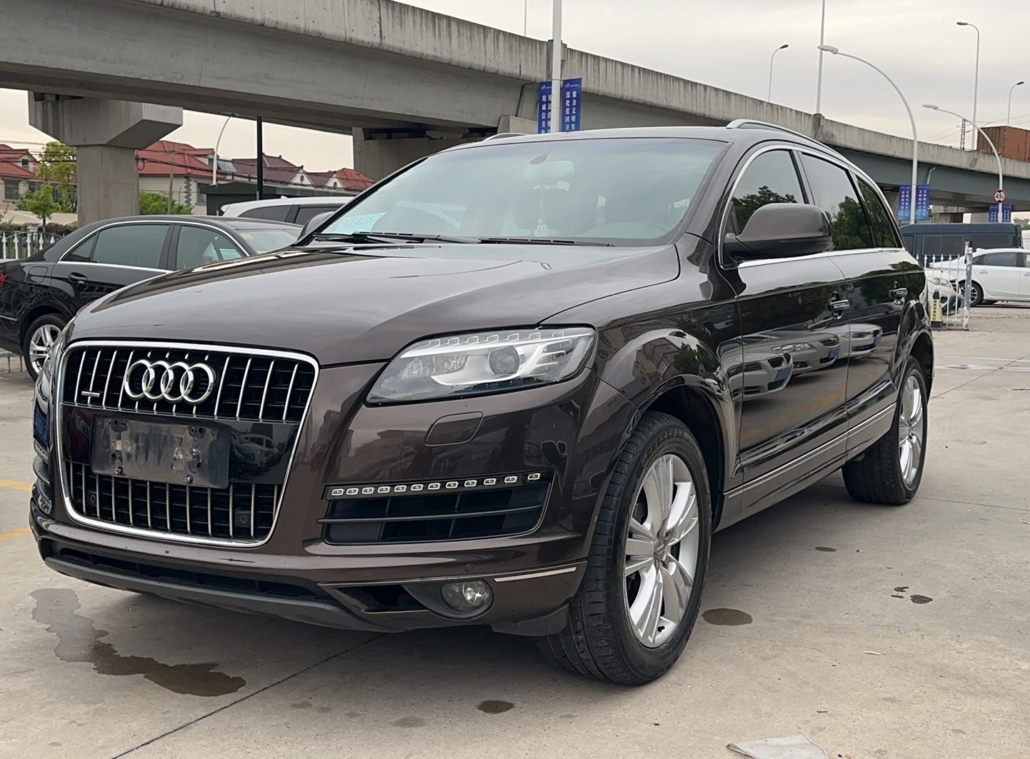 奥迪Q7 2012款 3.0 TFSI 舒适型(200kW)(进口)