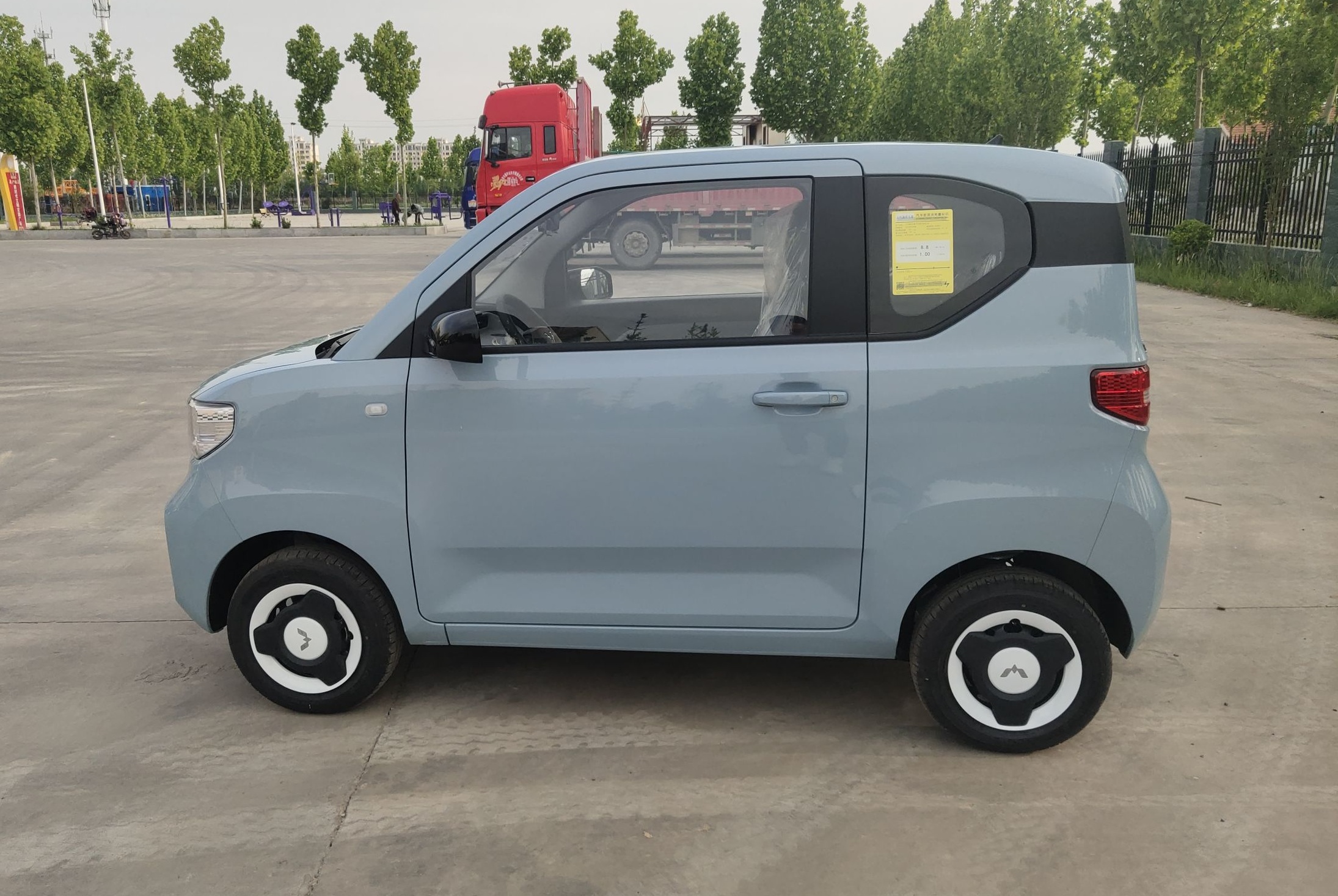 五菱汽车 宏光MINI EV 2022款 轻松款 磷酸铁锂