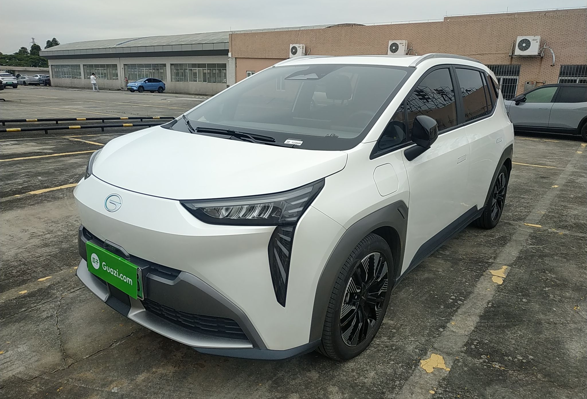 广汽埃安 AION Y 2022款 70 科技版