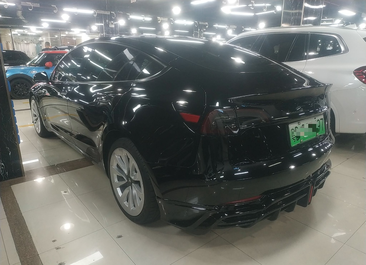 特斯拉 Model 3 2021款 标准续航后驱升级版