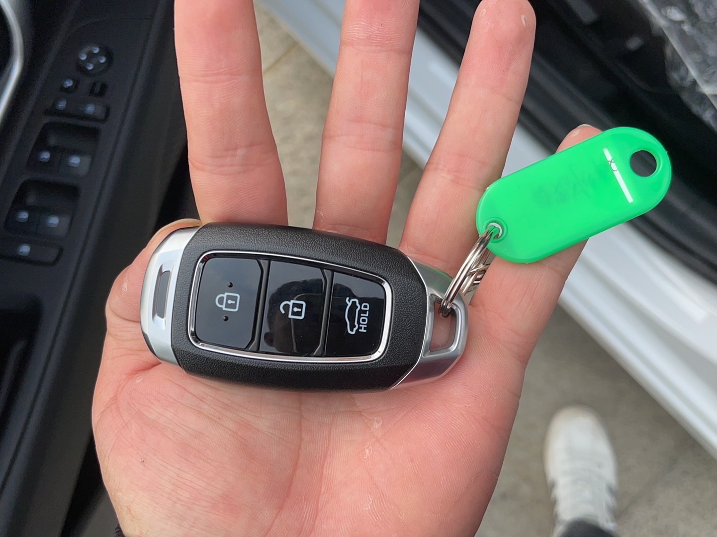 现代 伊兰特 2022款 1.5L CVT LUX尊贵版