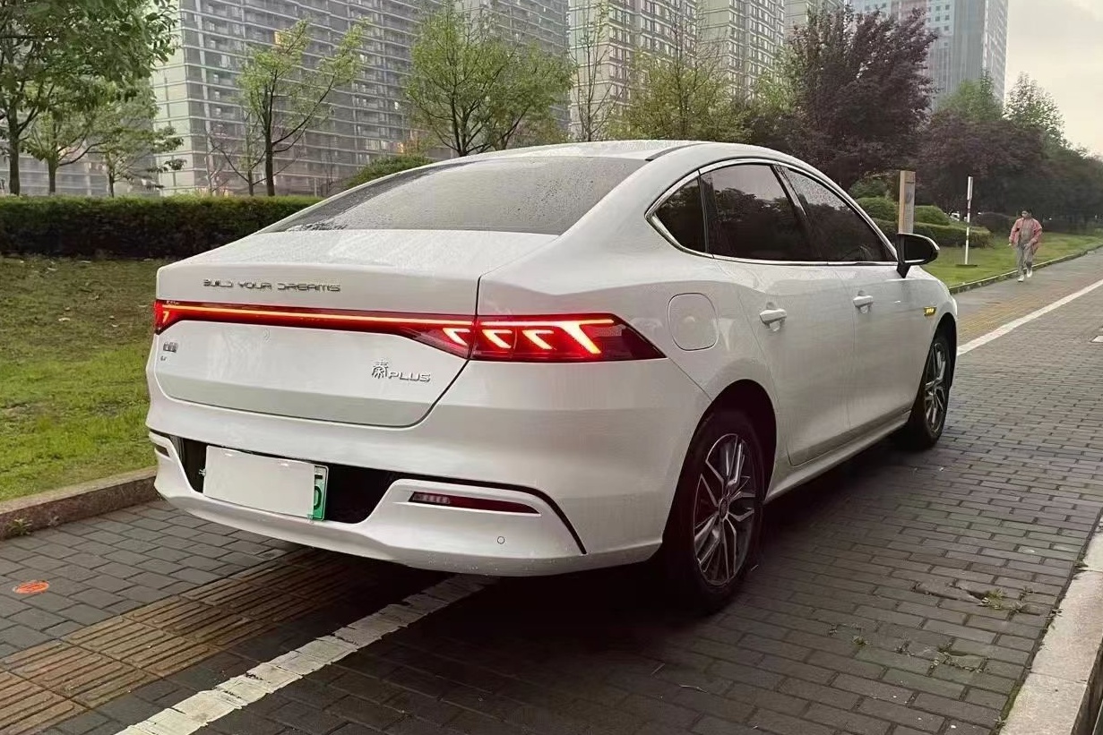 比亚迪 秦PLUS 2021款 EV 500KM 豪华型