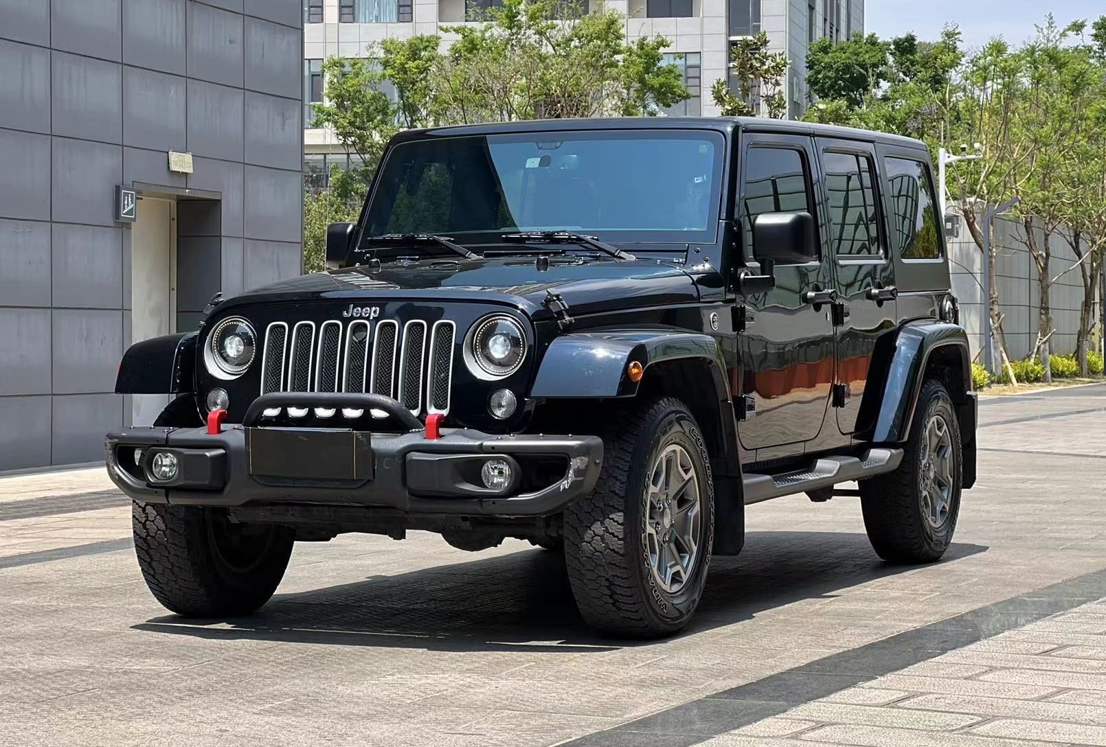 Jeep 牧马人 2017款 3.0L Sahara 四门舒享版(进口)