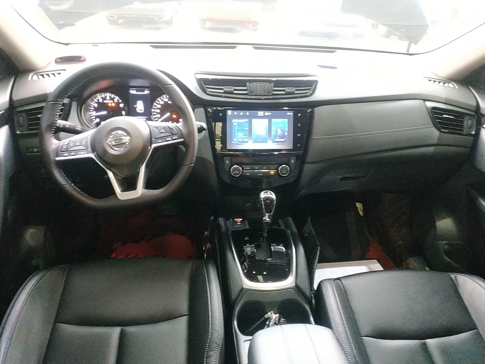 日产 奇骏 2021款 2.0L XL ITS 3rows CVT 2WD智联七座舒适版