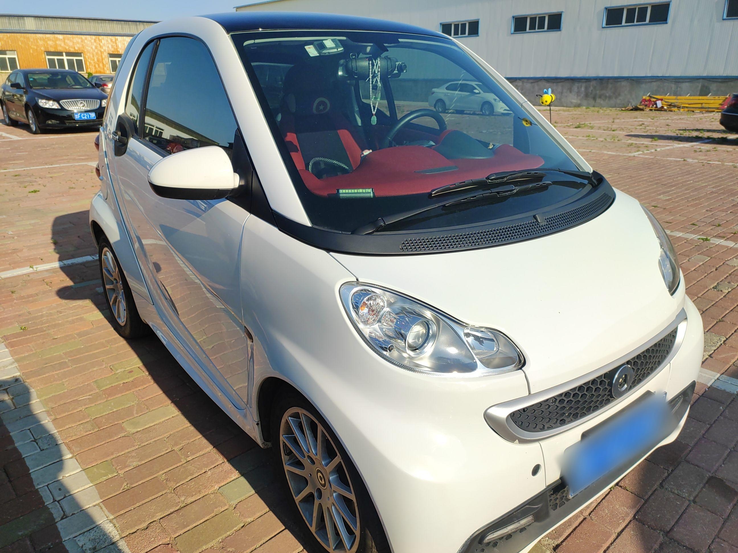 smart fortwo 2012款 1.0 MHD 硬顶激情版