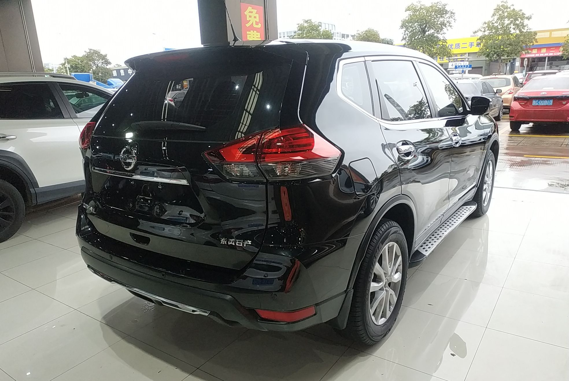 日产 奇骏 2021款 2.0L XL ITS 3rows CVT 2WD智联七座舒适版