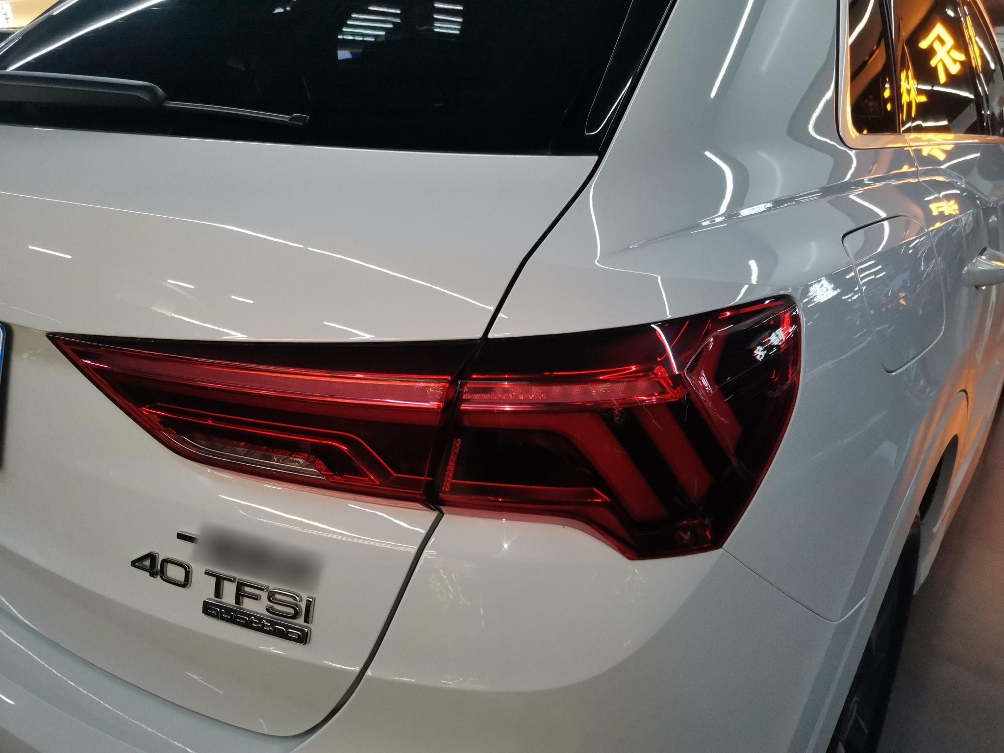 奥迪Q3 2019款 40 TFSI quattro 时尚动感型