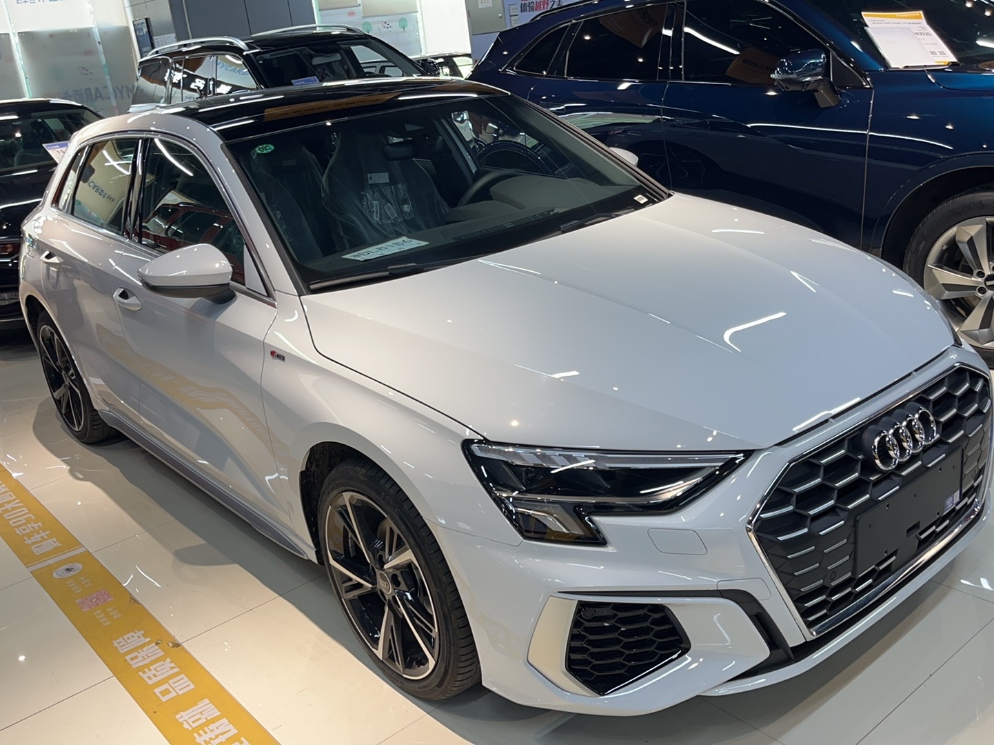奥迪A3 2022款 Sportback 35 TFSI 时尚运动型
