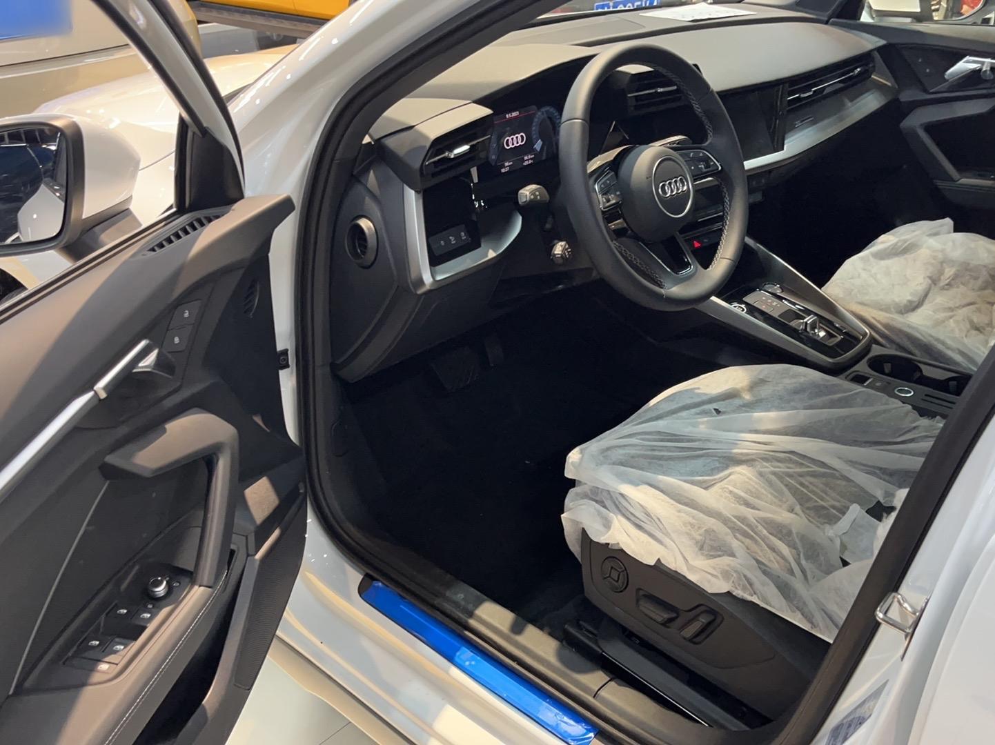 奥迪A3 2022款 Sportback 35 TFSI 时尚运动型