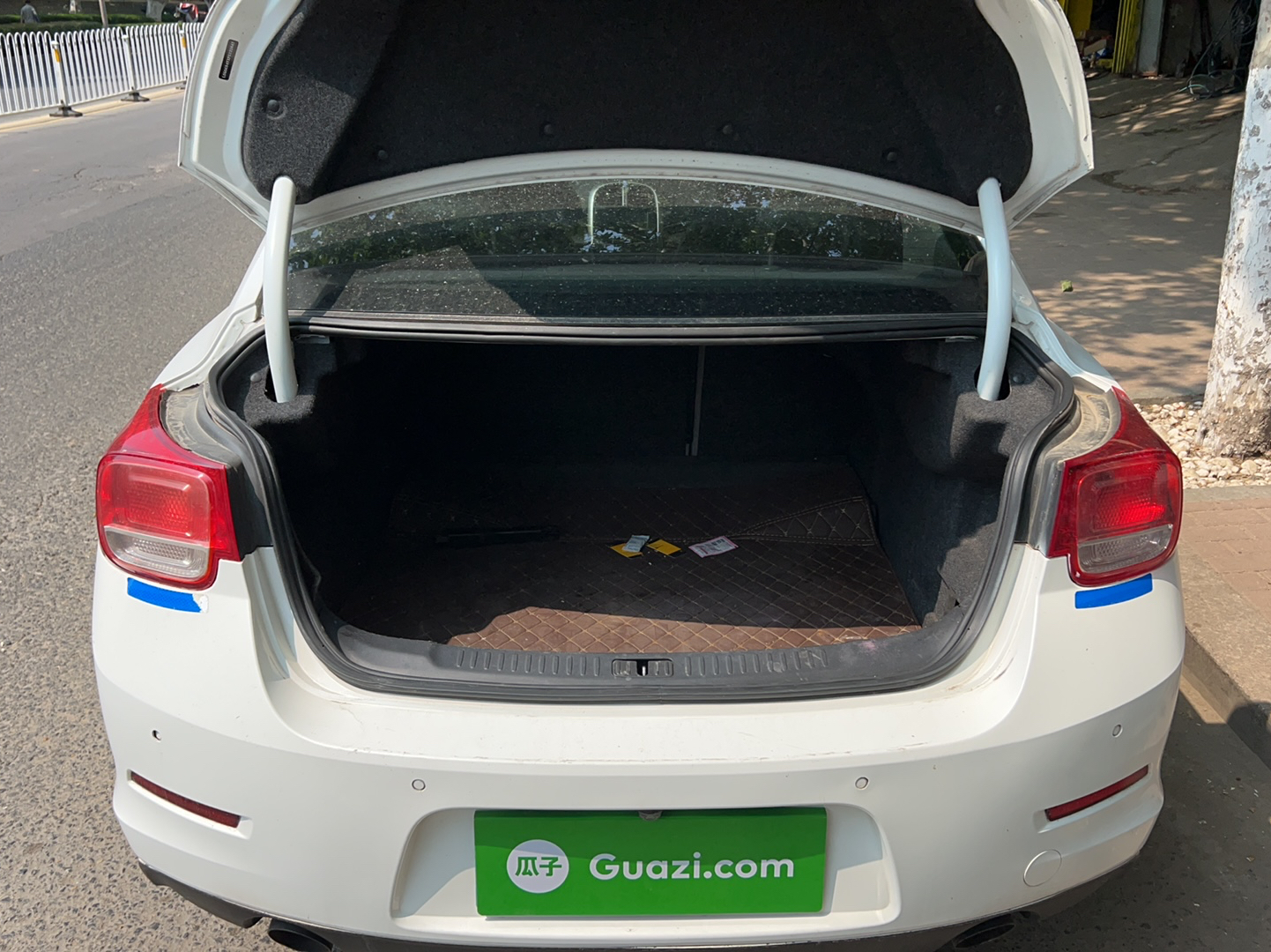 雪佛兰 迈锐宝 2014款 2.0L 自动豪华版中控内饰23