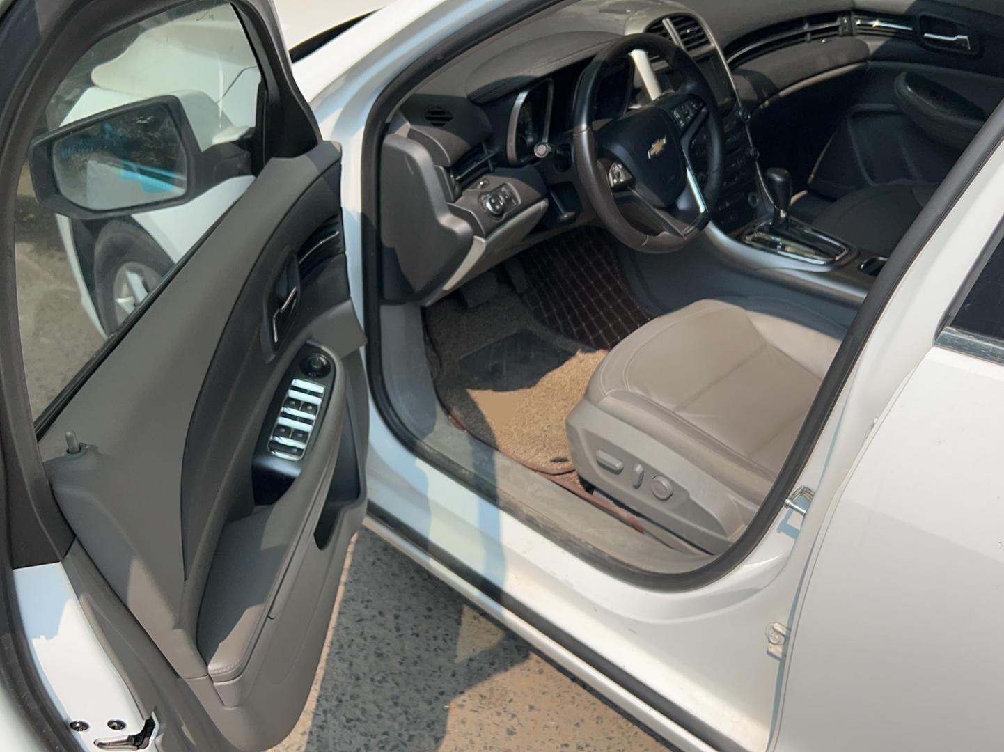 雪佛兰 迈锐宝 2014款 2.0L 自动豪华版中控内饰20