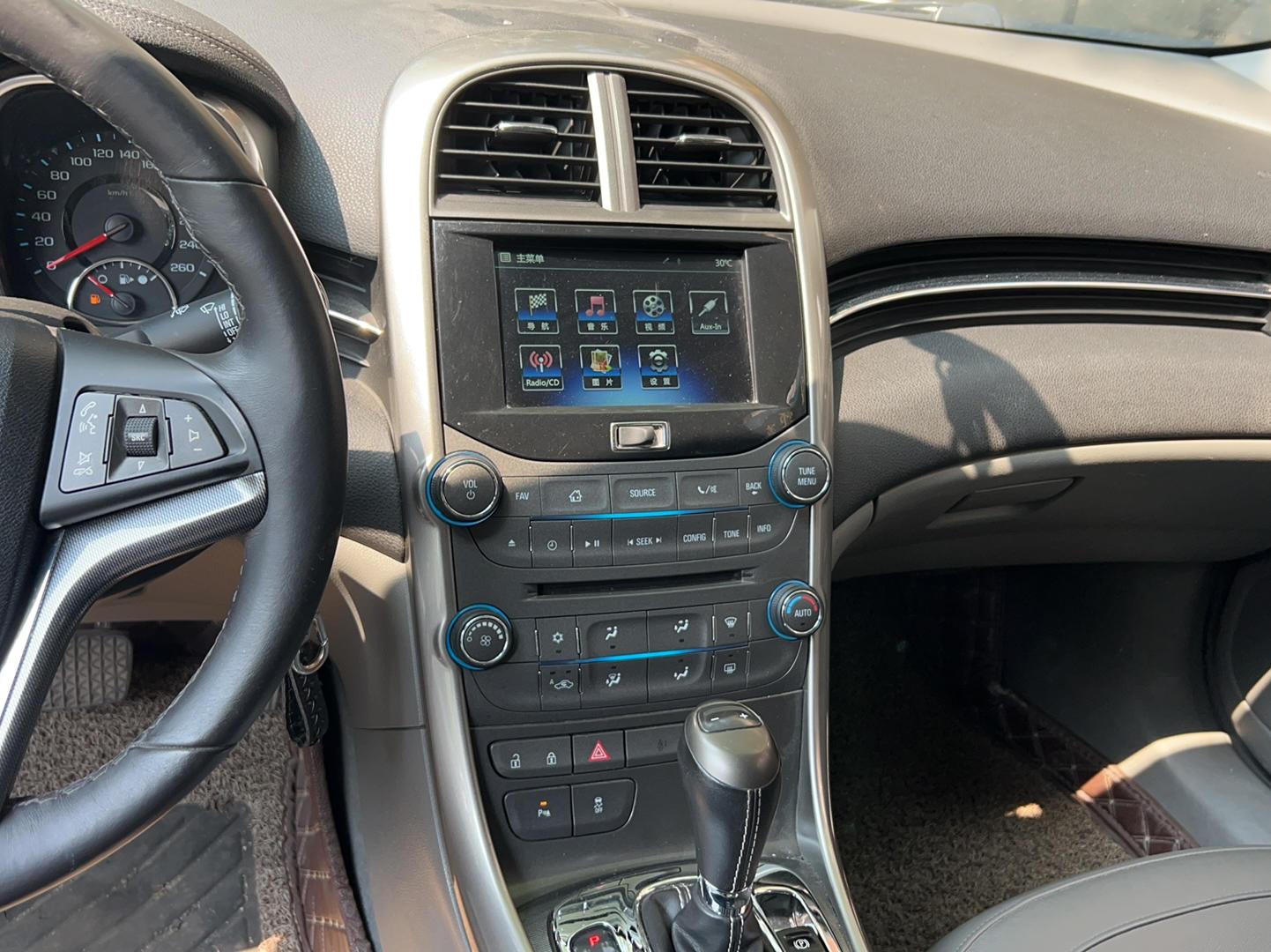 雪佛兰 迈锐宝 2014款 2.0L 自动豪华版中控内饰12