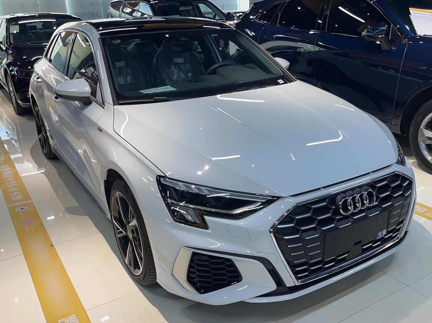 奥迪A3 2022款 Sportback 35 TFSI 时尚运动型