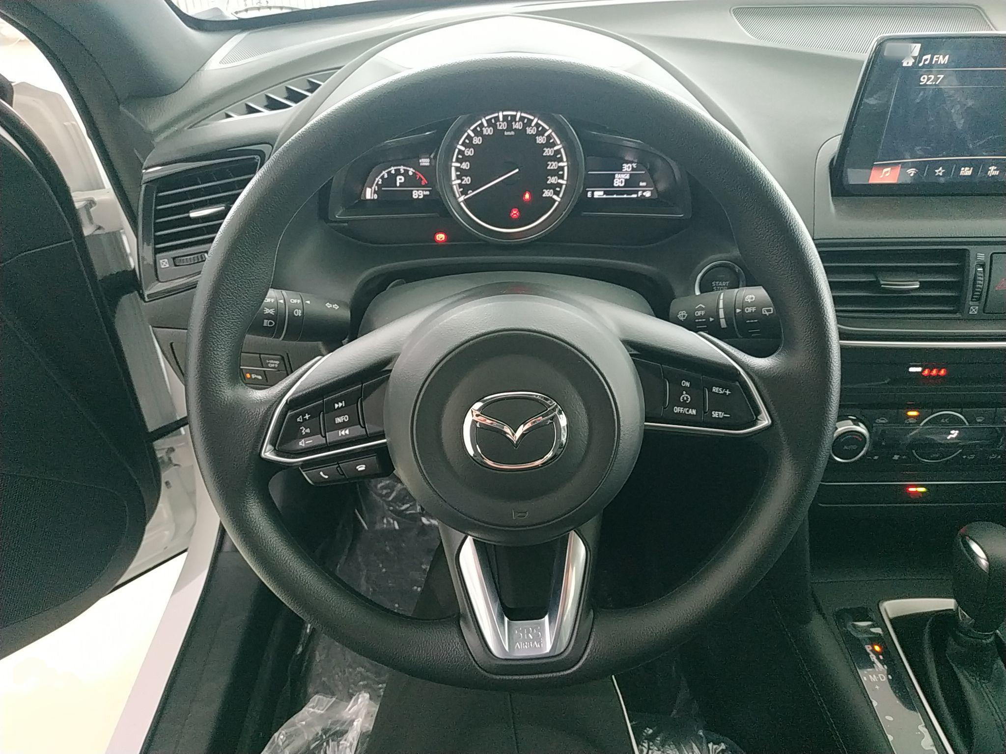 马自达CX-4 2021款 2.0L 自动两驱蓝天探索版