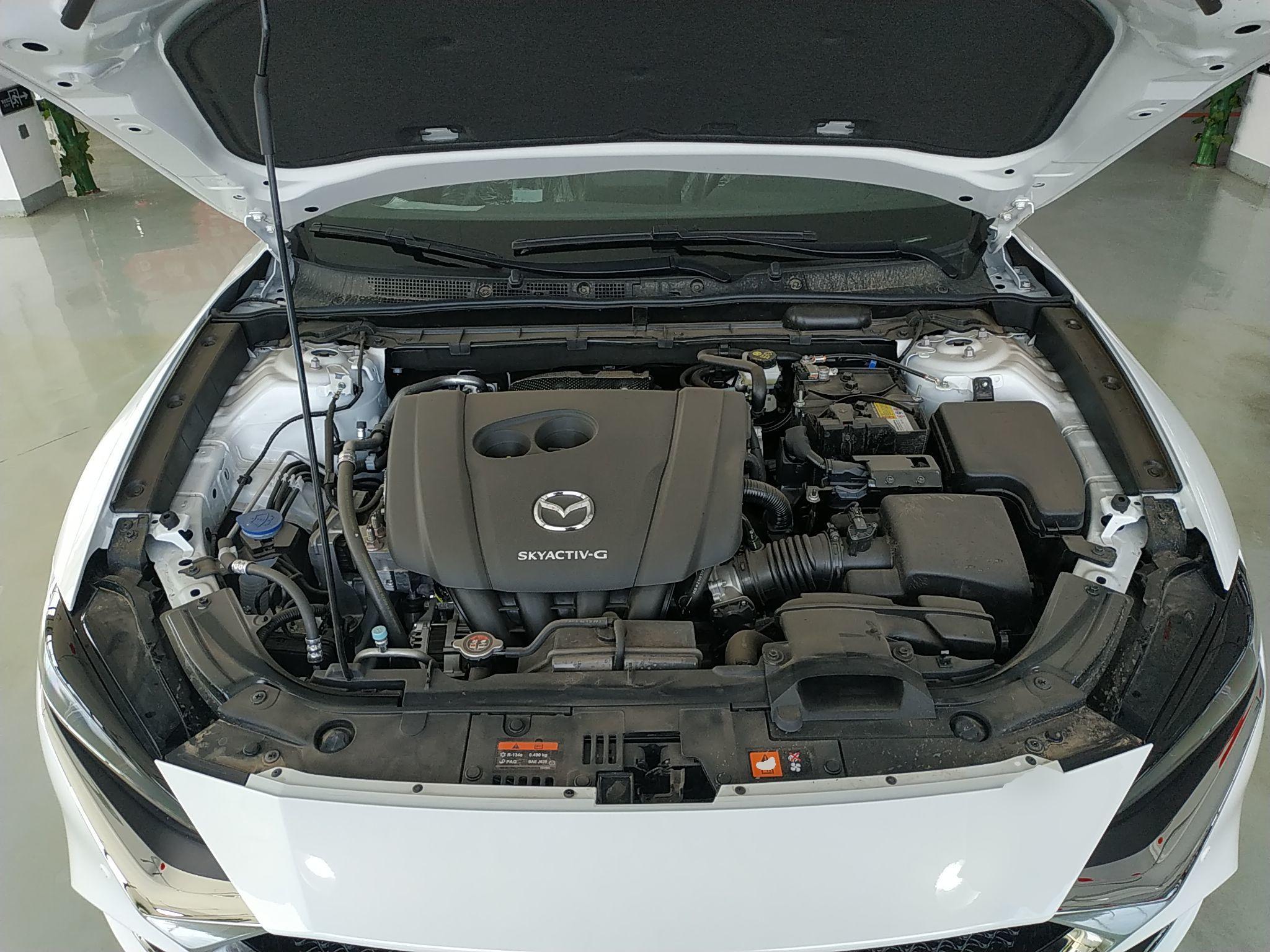 马自达CX-4 2021款 2.0L 自动两驱蓝天探索版