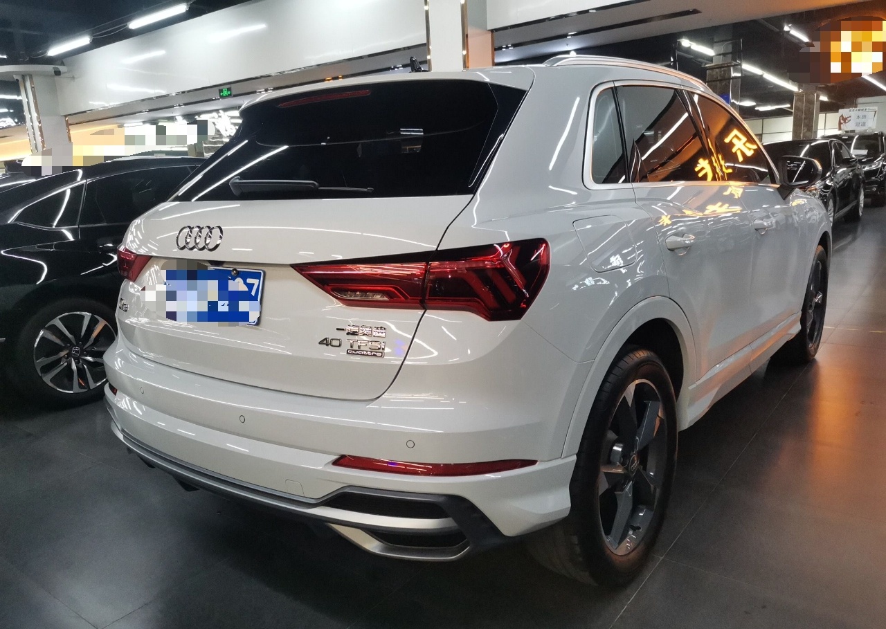 奥迪Q3 2019款 40 TFSI quattro 时尚动感型