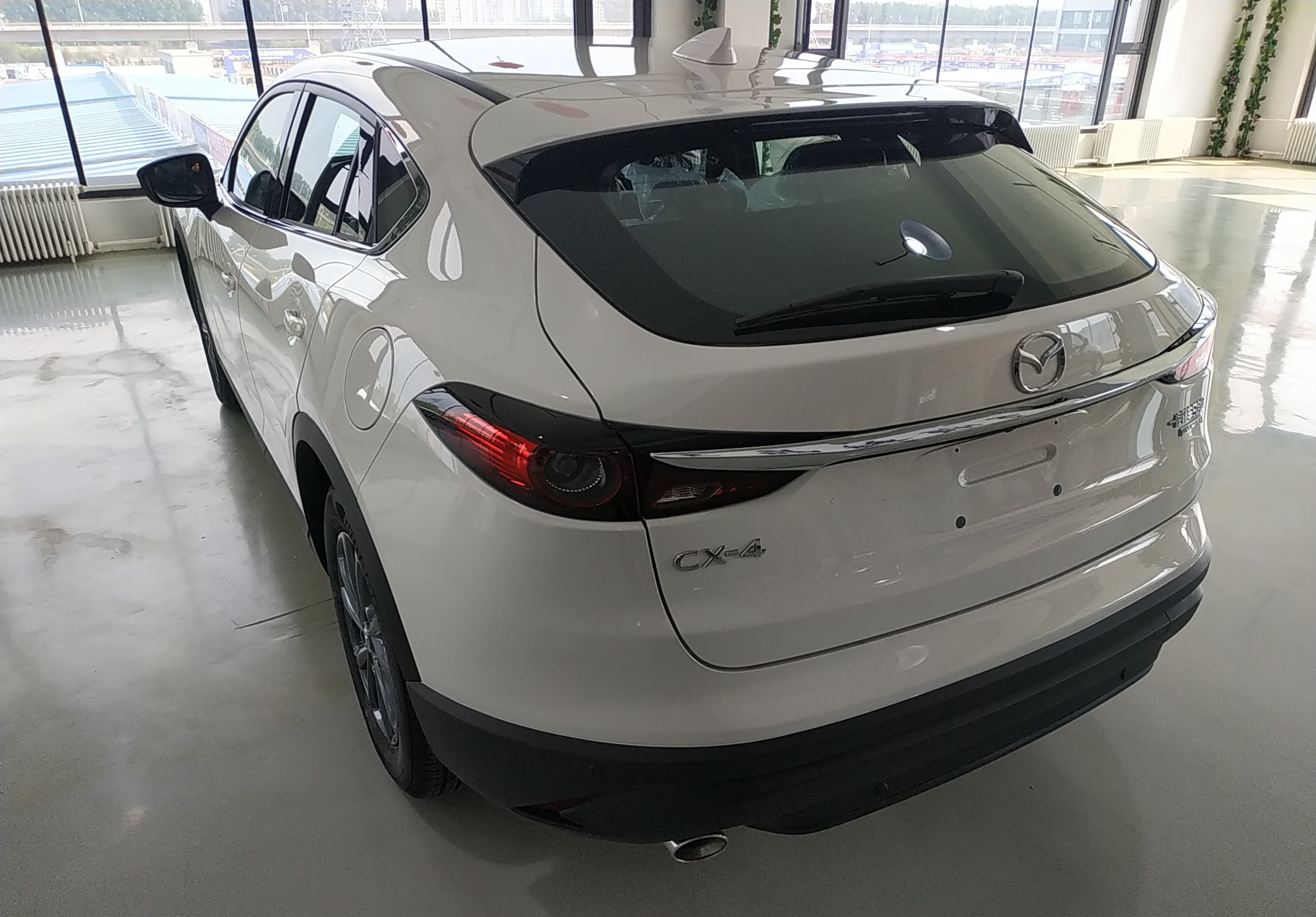 马自达CX-4 2021款 2.0L 自动两驱蓝天探索版