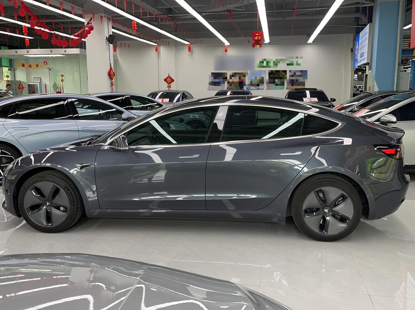 特斯拉 Model 3 2019款 标准续航后驱升级版