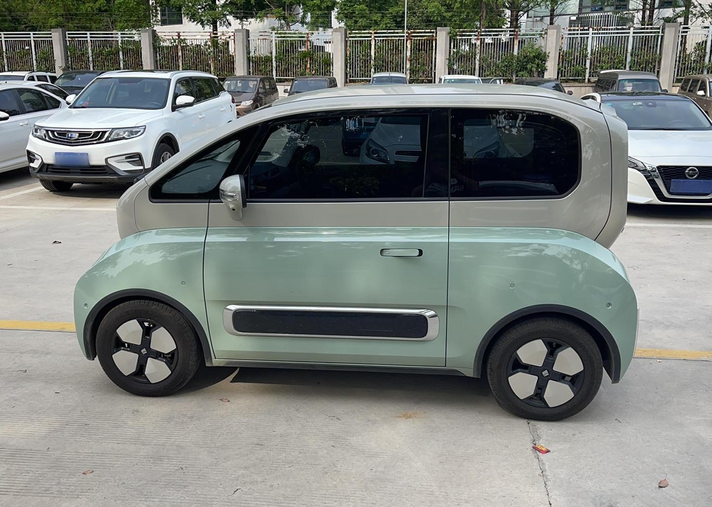 宝骏KiWi EV 2023款 大疆版 磷酸铁锂