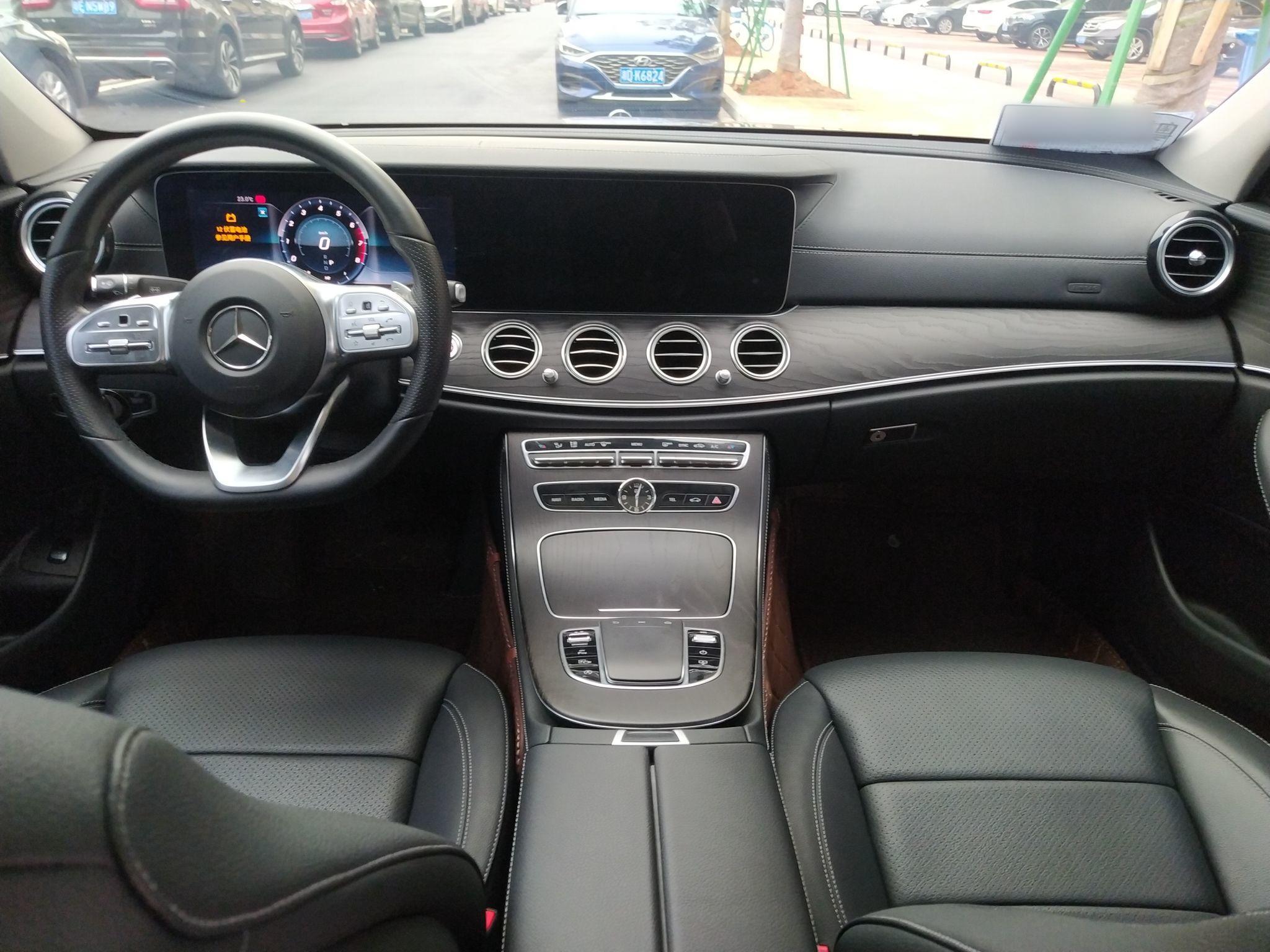 奔驰E级 2020款 E 300 L 运动豪华型