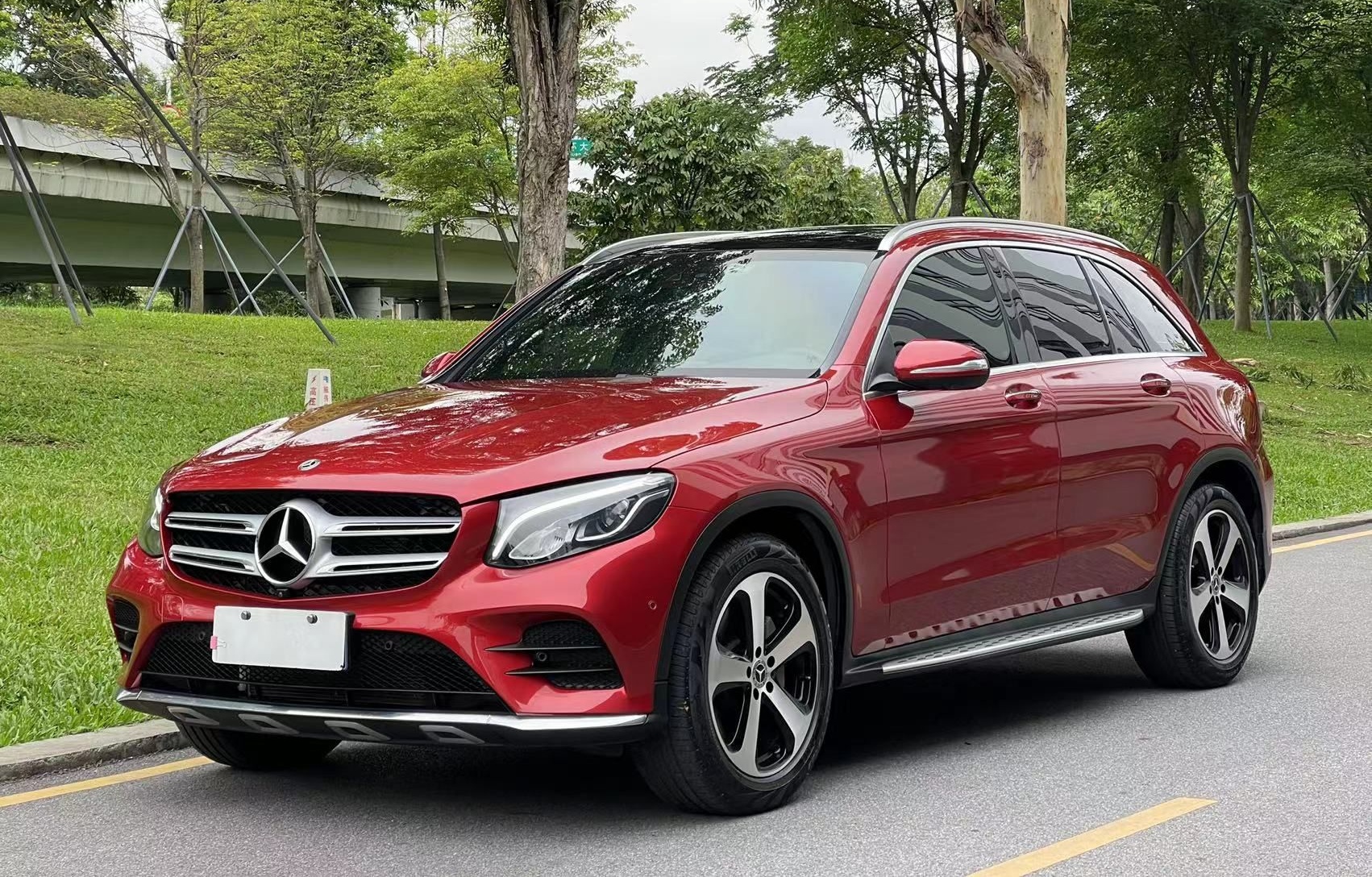 奔驰GLC级 2019款 GLC 260 L 4MATIC 豪华型