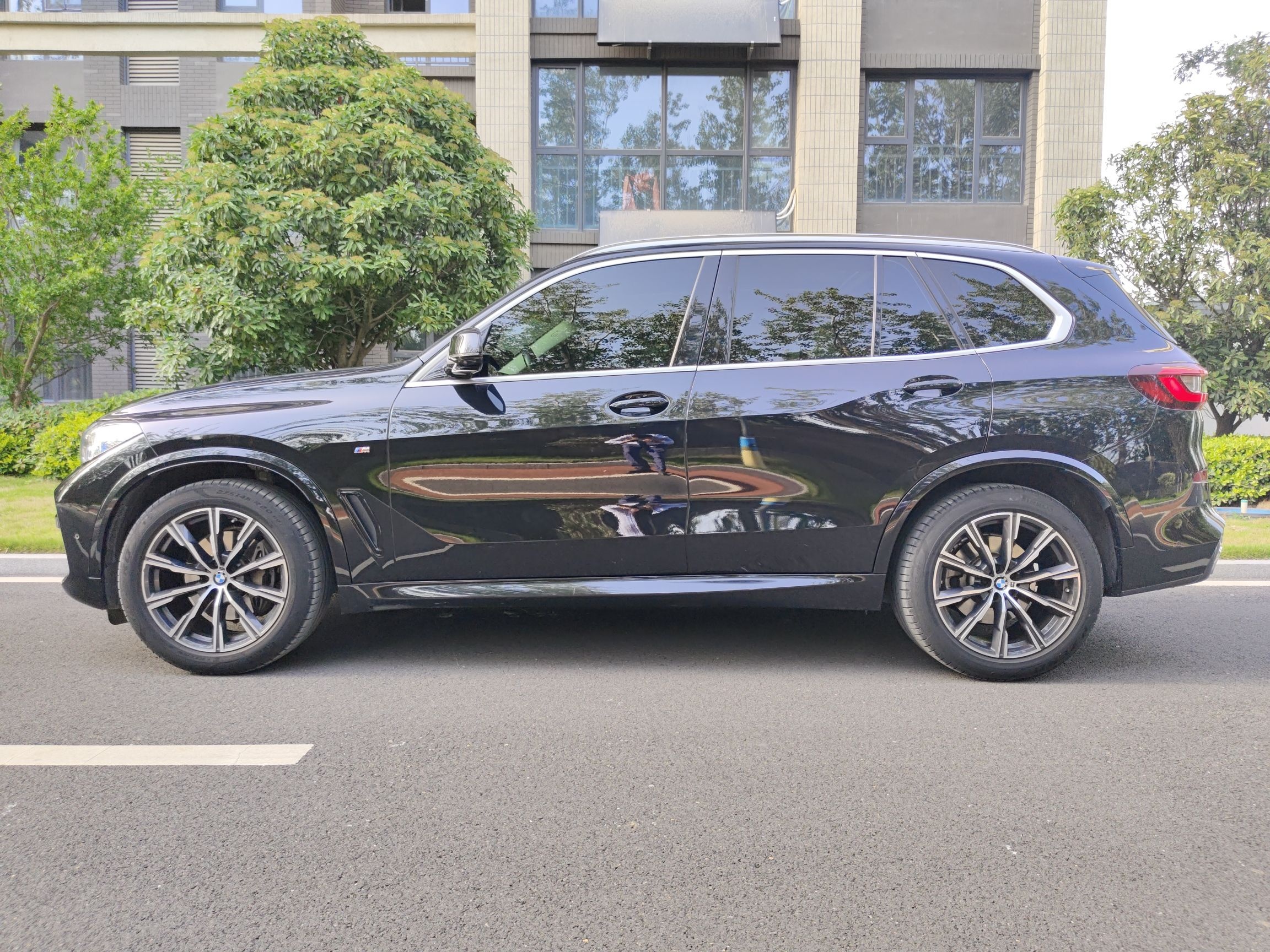 宝马X5 2021款 xDrive40i M运动套装(进口)