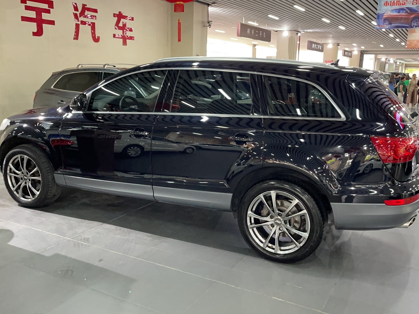 奥迪Q7 2015款 35 TFSI 进取型(进口)