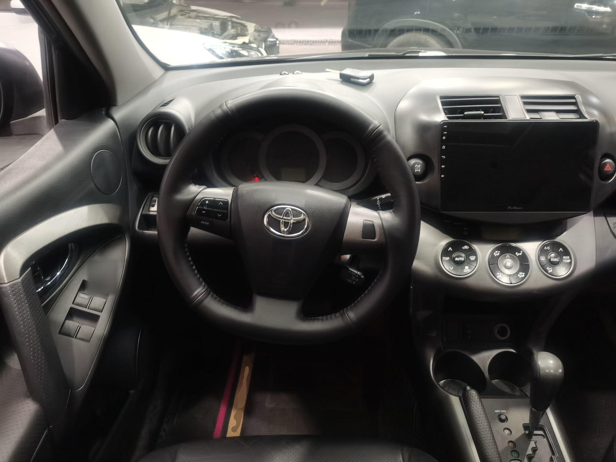 丰田 RAV4 2011款 2.4L 自动四驱豪华版