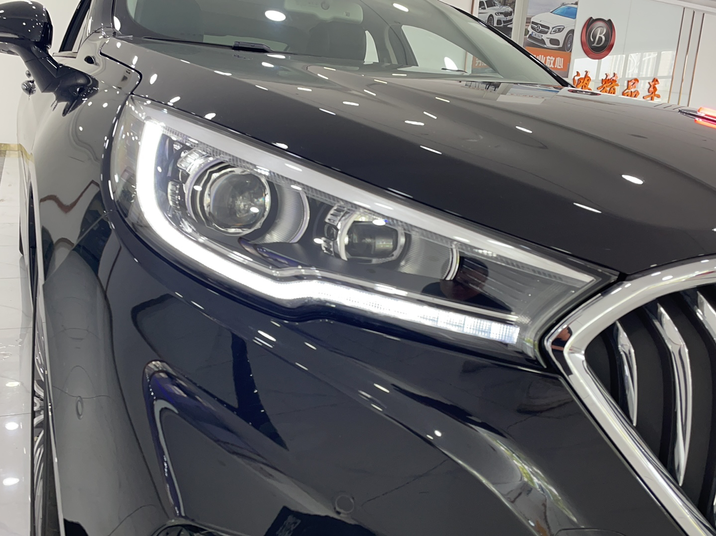 红旗H5 2022款 1.8T 自动智联旗领版