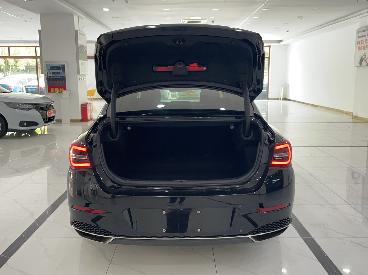 红旗H5 2022款 1.8T 自动智联旗领版