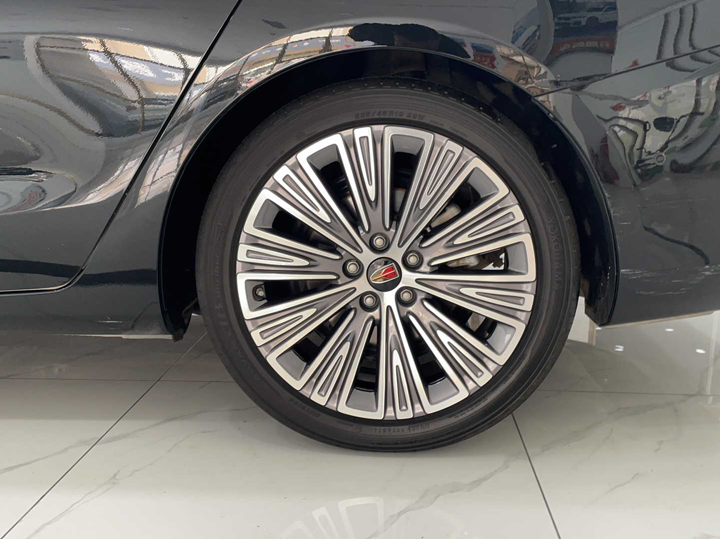 红旗H5 2022款 1.8T 自动智联旗领版