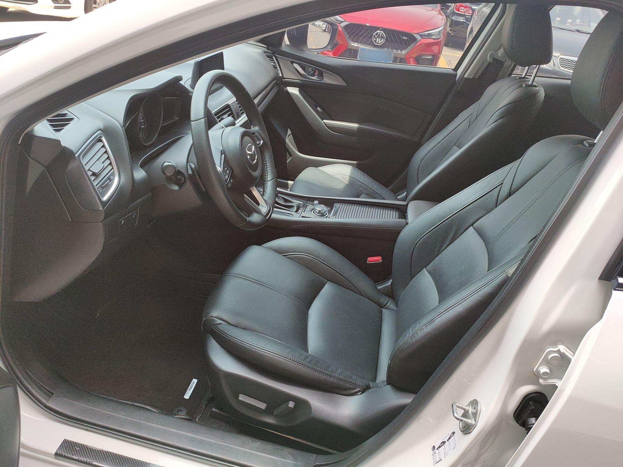 马自达 昂克赛拉 2017款 三厢 2.0L 自动尊贵型 国V