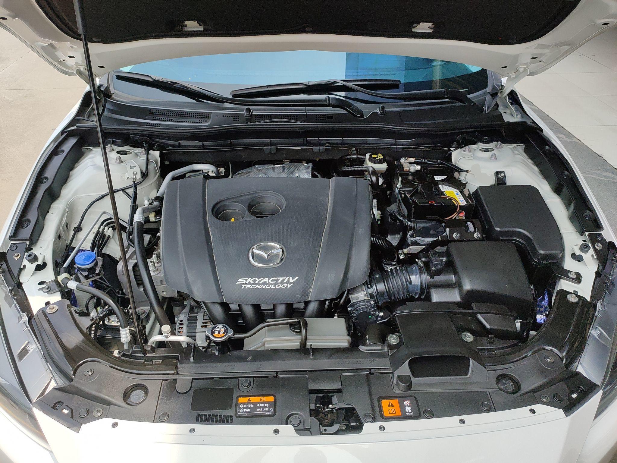 马自达 昂克赛拉 2017款 三厢 2.0L 自动尊贵型 国V