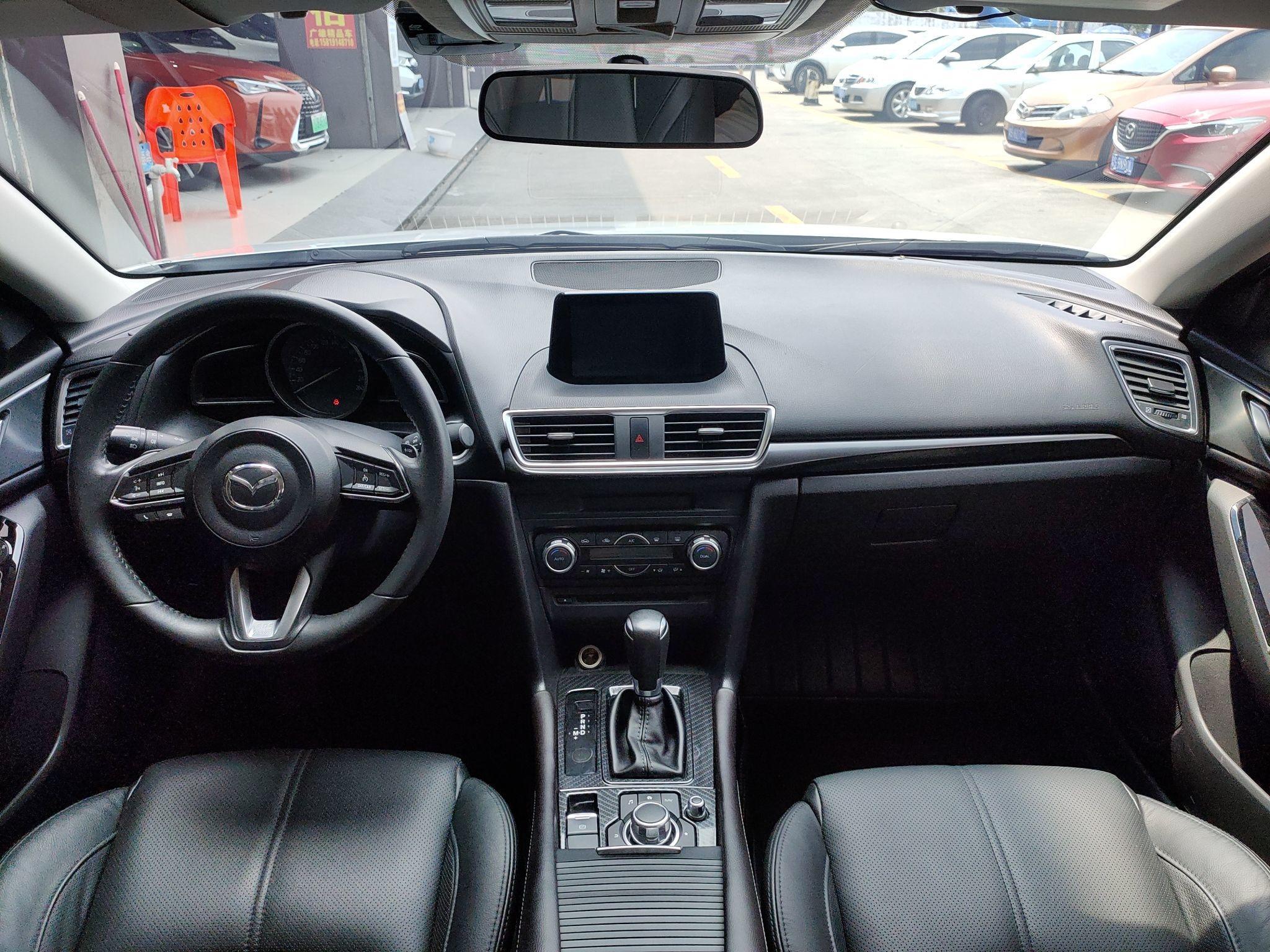 马自达 昂克赛拉 2017款 三厢 2.0L 自动尊贵型 国V