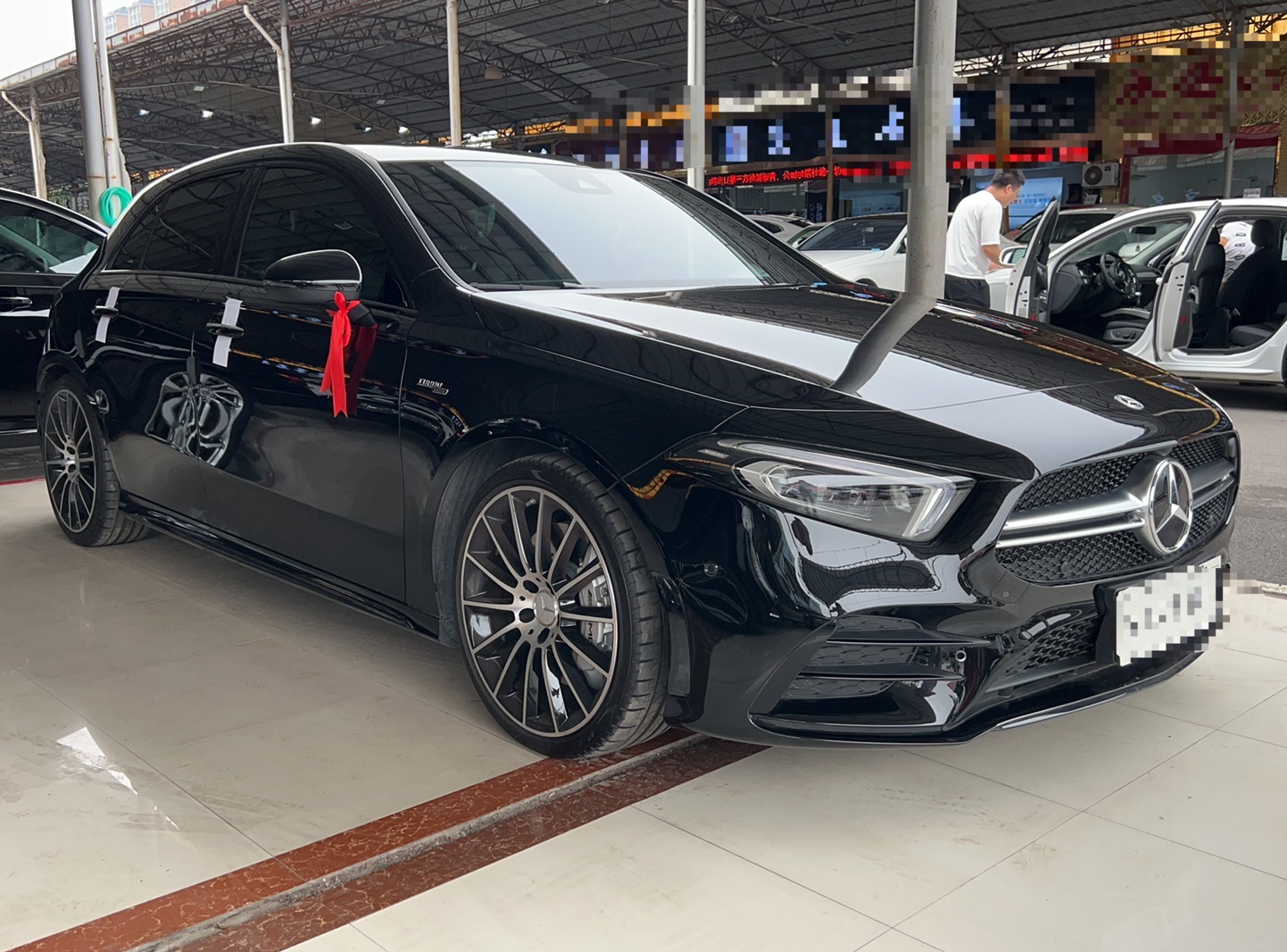 奔驰A级AMG 2022款 AMG A 35 4MATIC