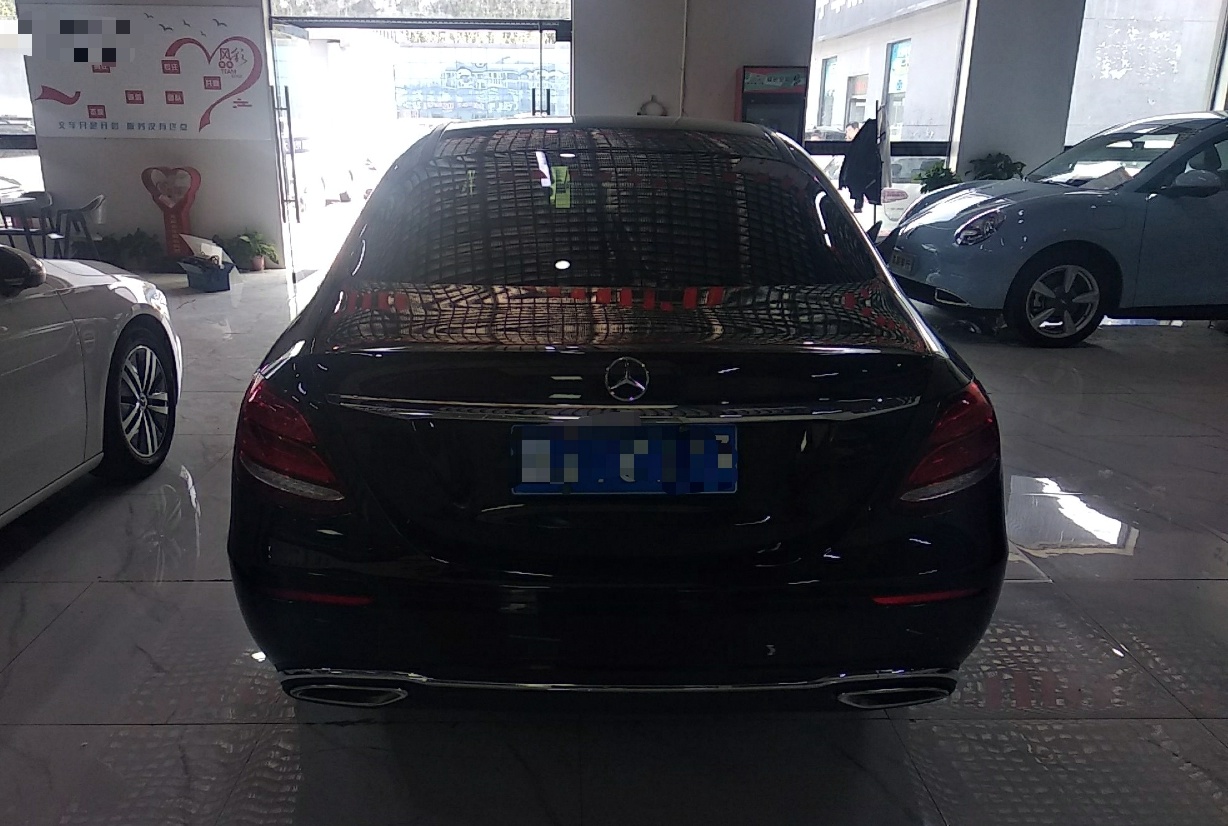 奔驰E级 2019款 E 200 L