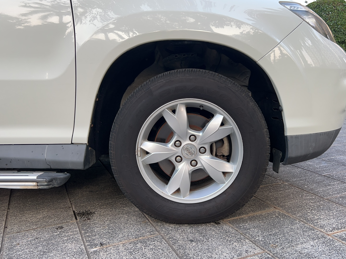 比亚迪S6 2013款 白金版 2.4L 自动尊享型