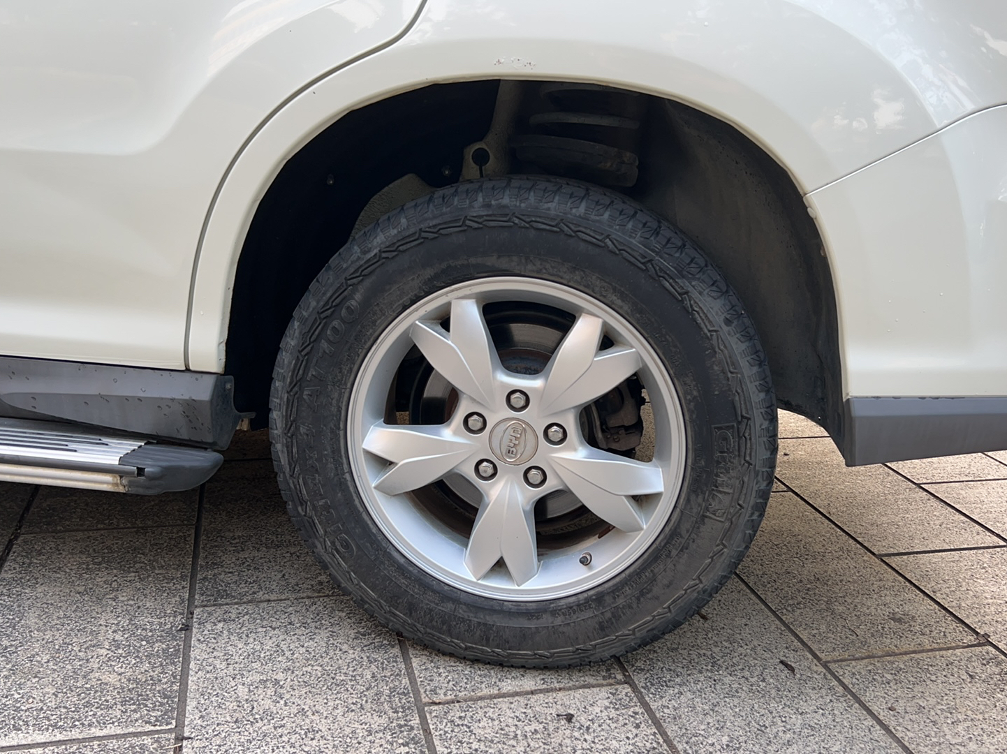 比亚迪S6 2013款 白金版 2.4L 自动尊享型