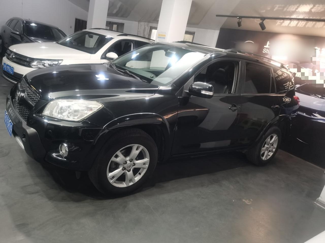 丰田 RAV4 2011款 2.4L 自动四驱豪华版