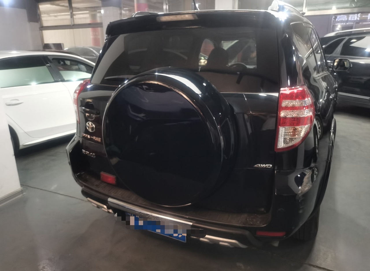 丰田 RAV4 2011款 2.4L 自动四驱豪华版