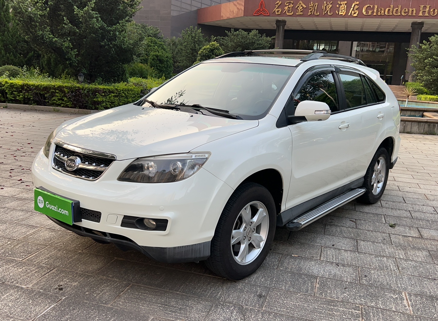 比亚迪S6 2013款 白金版 2.4L 自动尊享型